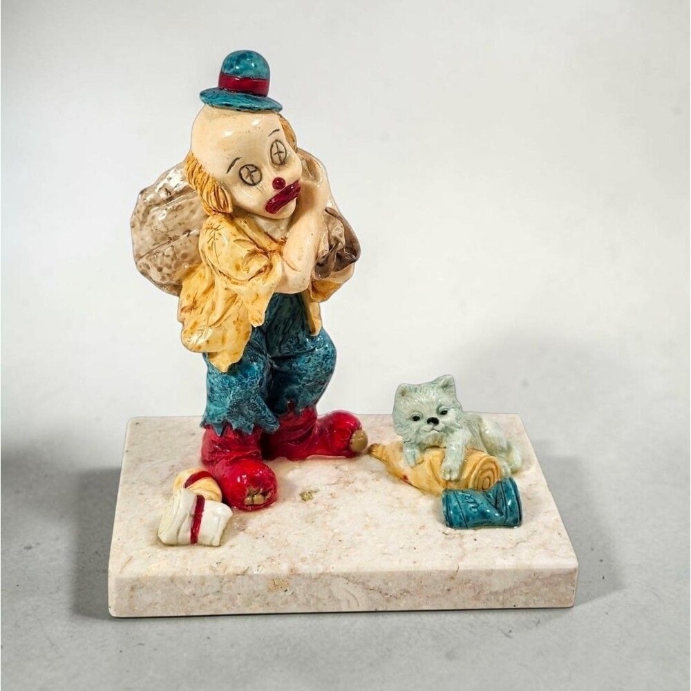 Vintage Hobo Clown Figurine w/ Cat Marble Base Resin Desk Decor Circus Kitschy